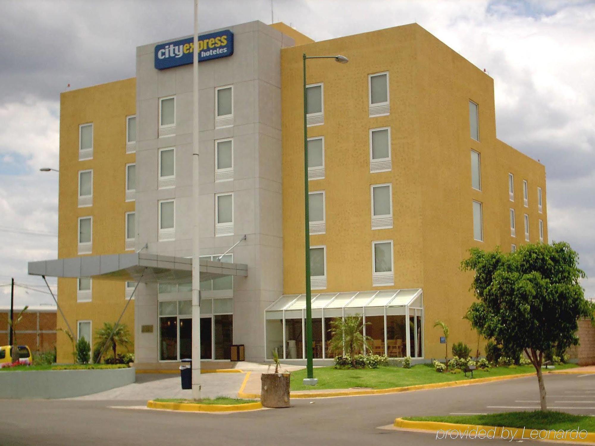 City Express Tepatitlan Exterior photo